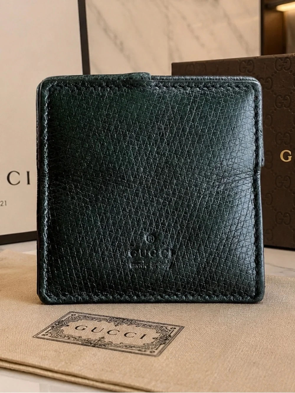 Authentic Vintage Gucci Dark Green Grained Leather Folding Coin Purse Pouch